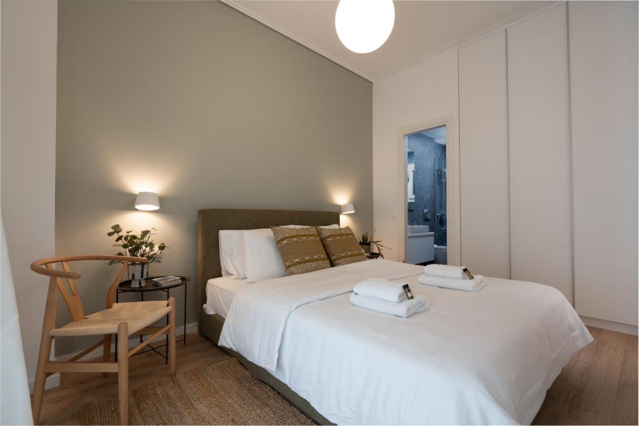 Unique 2 Bedrooms Apartment, Steps To Plaka And City Center Atenas Exterior foto